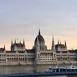 Buda Boutique Apartment